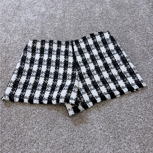 Alice & Olivia MACE TWEED MINI SKORT‎ 6 - Picture 9 of 11